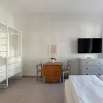 Studio Apartment Near University